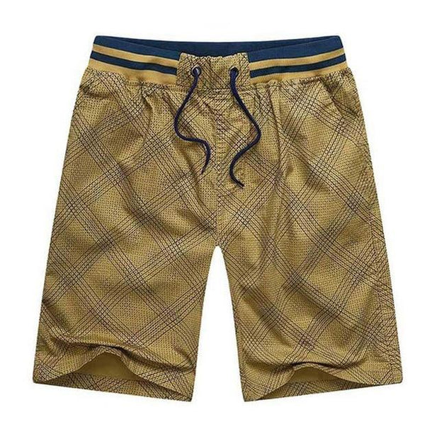 Angelo Ricci™ Bermuda Elastic Waist Plaid Shorts