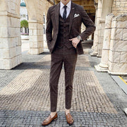 Angelo Ricci™ Tailored Viscose Elegant Plaid British 3 Piece Suit