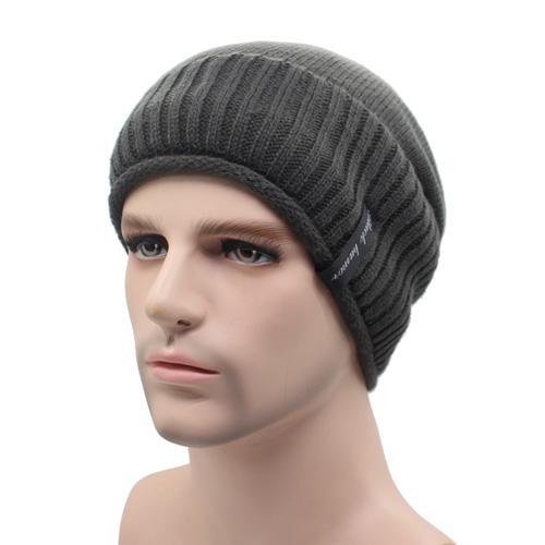 Angelo Ricci™ Knitted Winter Beanie